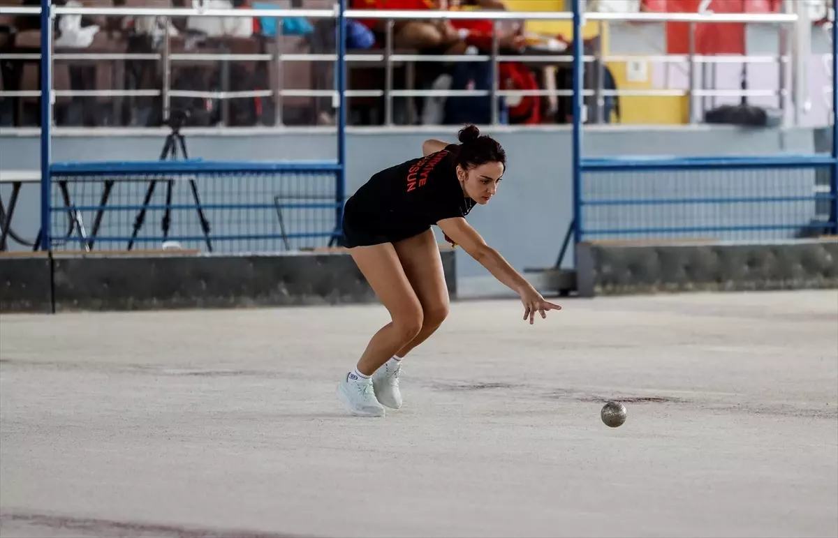 Mersin’de Avrupa Kadınlar Bocce Şampiyonası Devam Ediyor